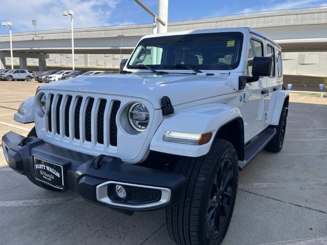 Used 2021 Jeep Wrangler Unlimited Sahara w/ Cold Weather Group AWD/4WD image 8