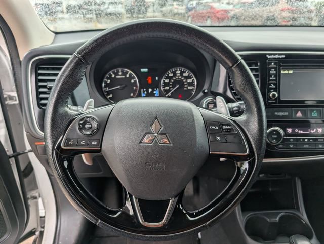 Used 2016 Mitsubishi Outlander GT image 15