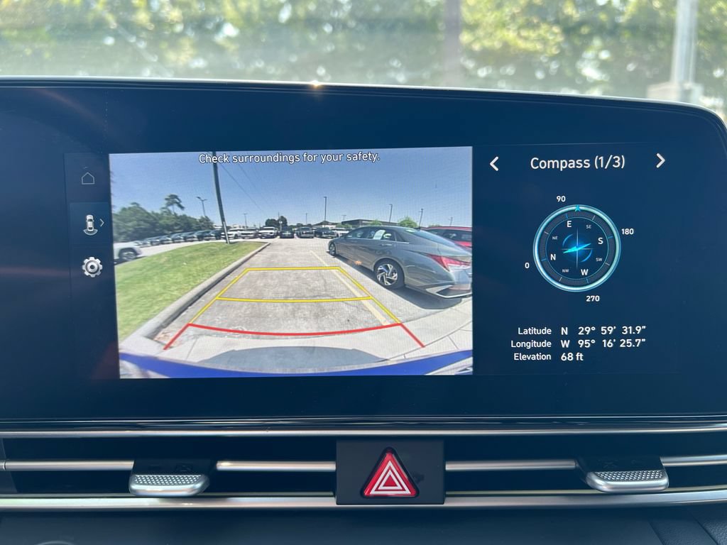 Used 2024 Hyundai Elantra SEL FWD image 21