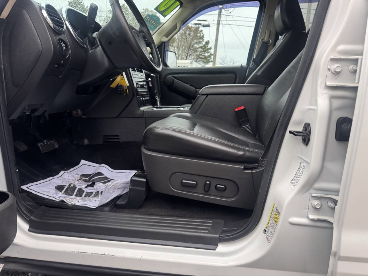 Used 2010 Ford Explorer Limited image 17