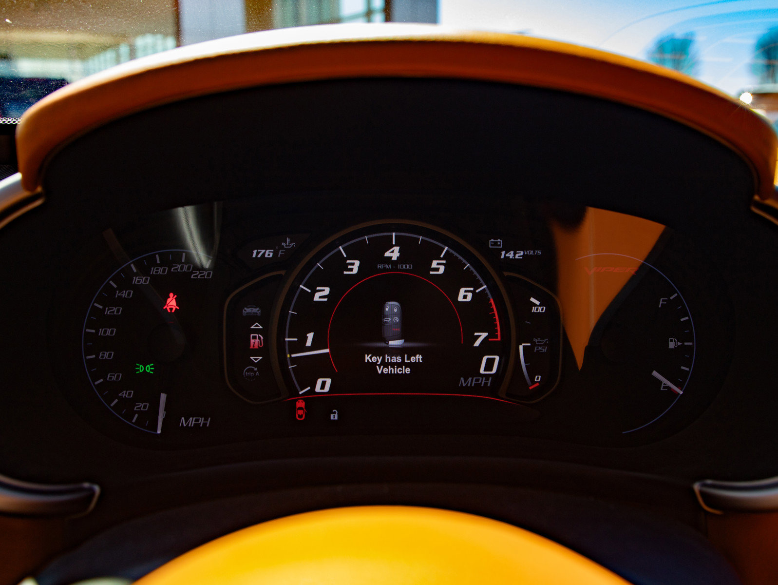 Used 2014 SRT GTS w/ GTS Laguna Interior Package RWD image 36