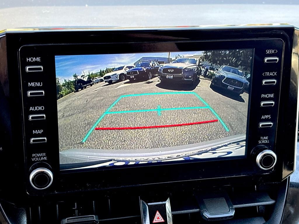 Used 2020 Toyota Corolla LE image 23