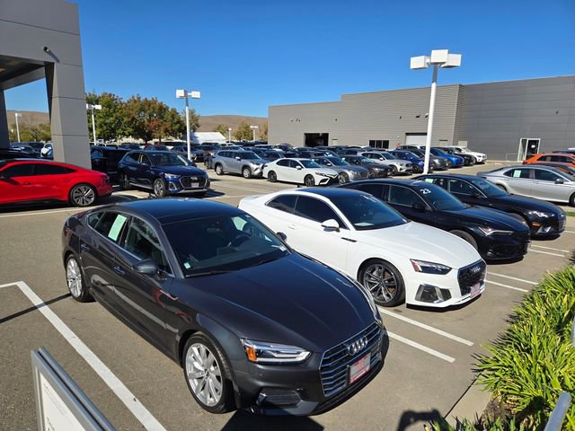 Used 2022 Audi e-tron GT Premium Plus image 43