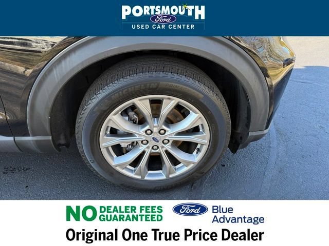 Used 2022 Ford Explorer XLT w/ Equipment Group 202A AWD/4WD image 39