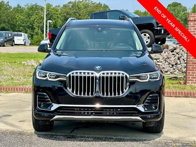 Used 2021 BMW X7 xDrive40i w/ Parking Assistance Package image 17
