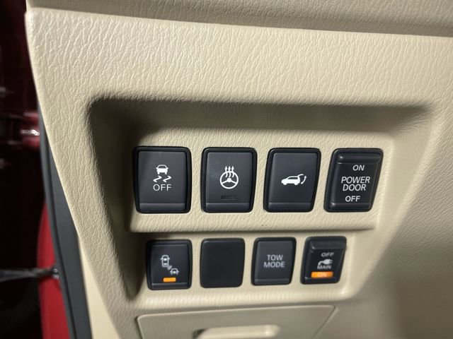 Used 2017 Nissan Pathfinder SL image 25