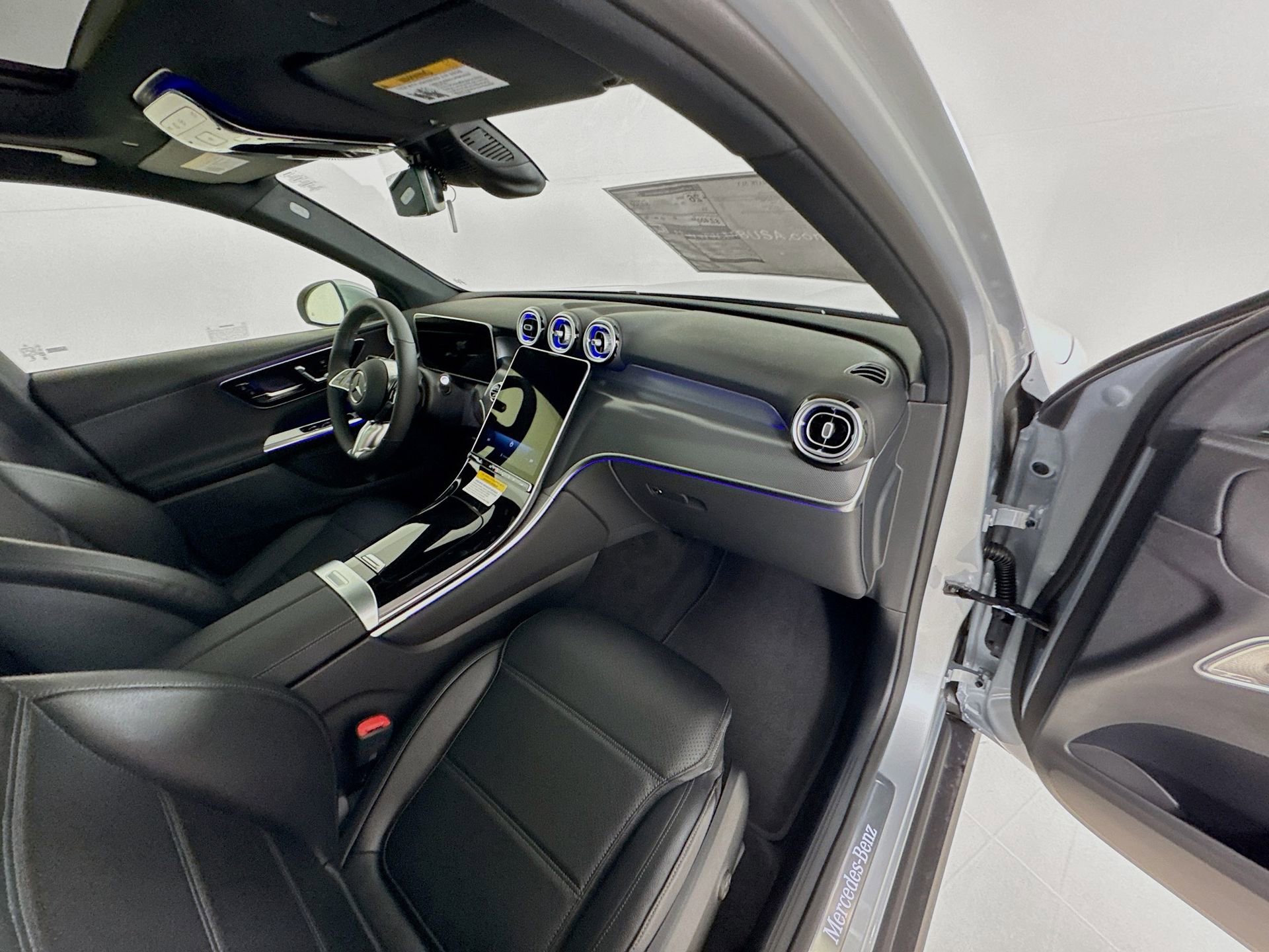 New 2026 Mercedes-Benz GLC 300 4MATIC image 31