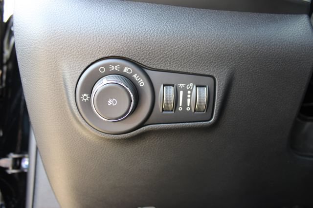 New 2026 Jeep Compass Limited AWD/4WD image 13