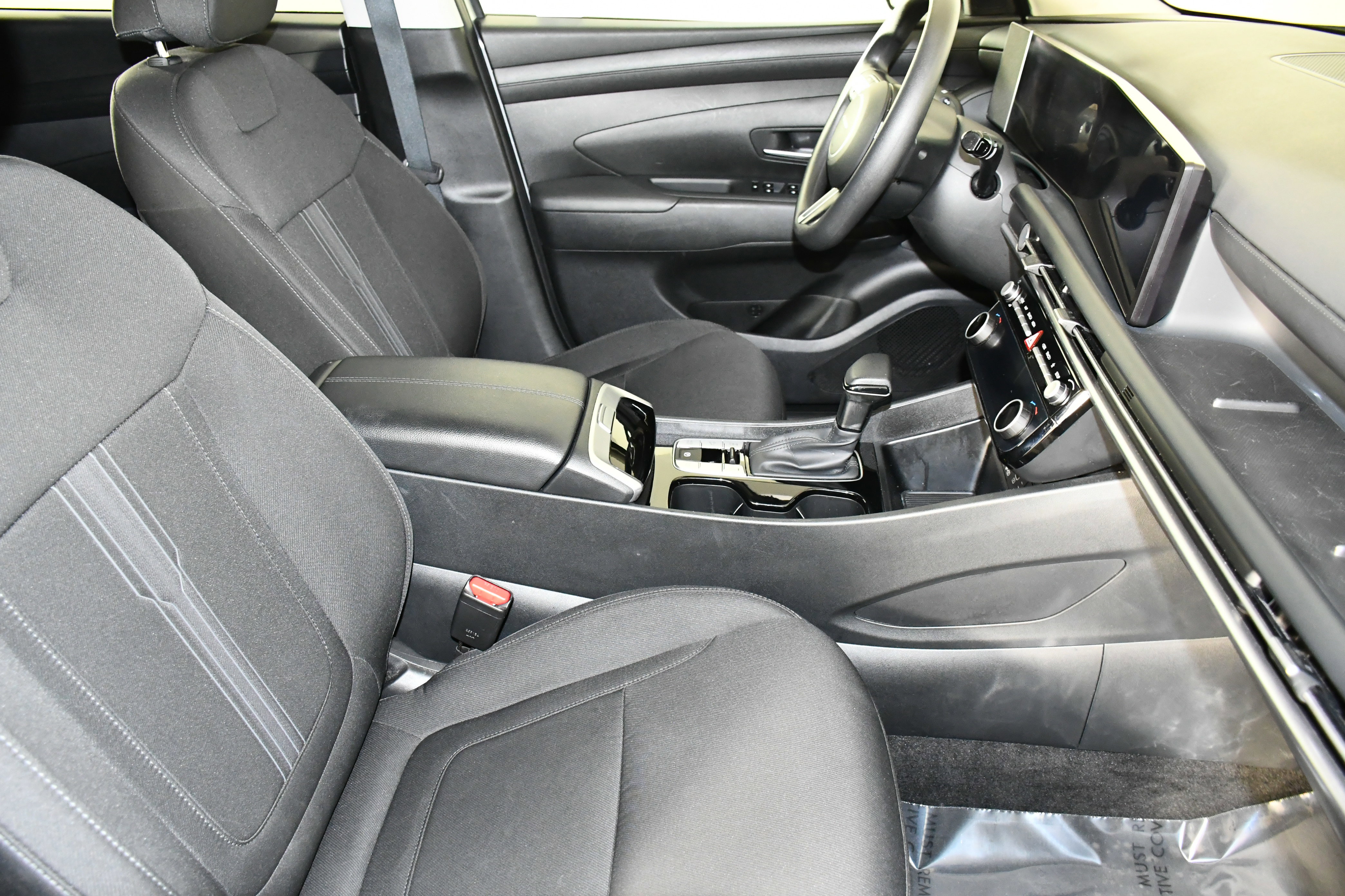 Used 2025 Hyundai Tucson SEL AWD/4WD image 42