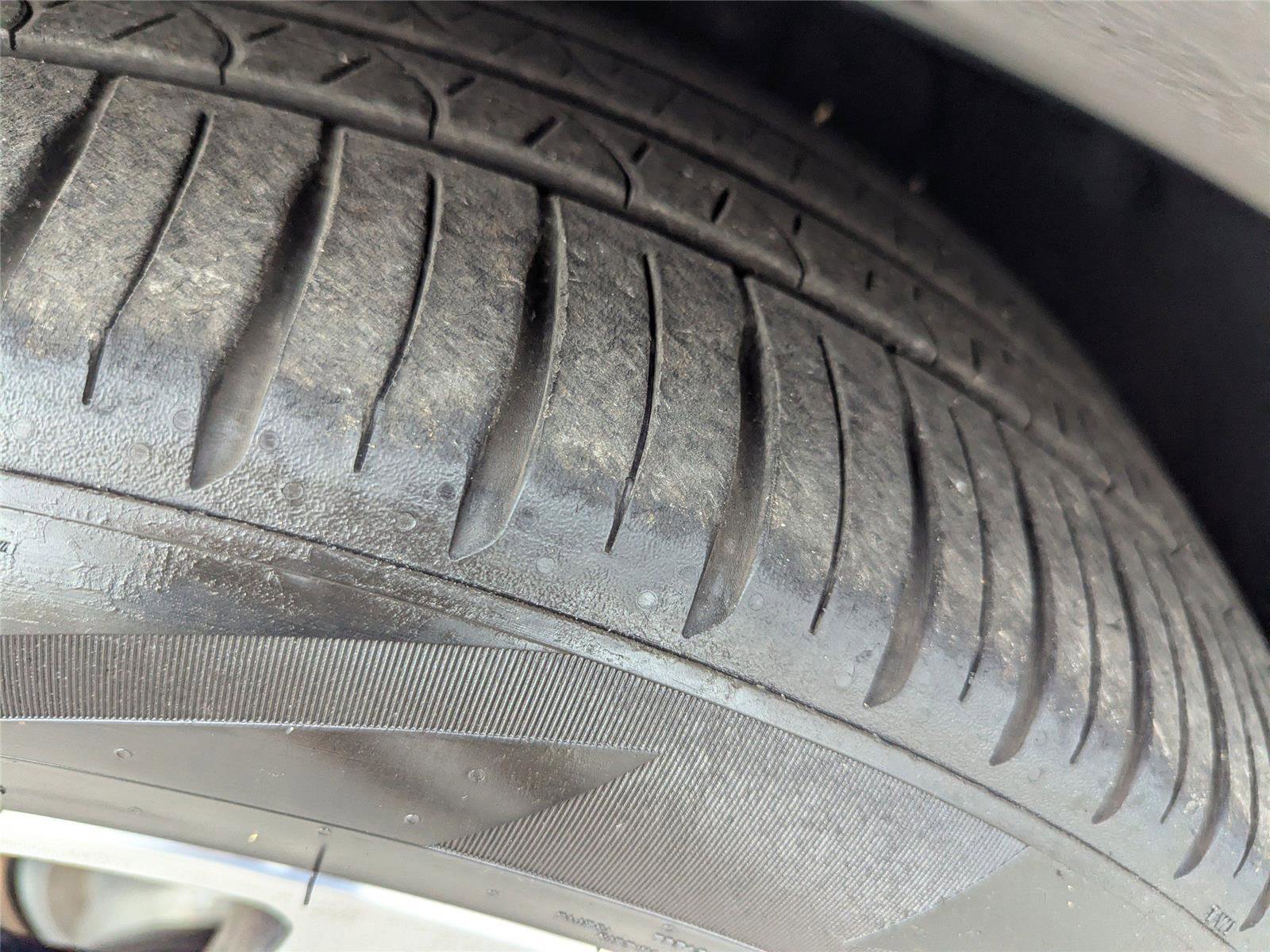 Used 2024 Porsche Cayenne S image 29