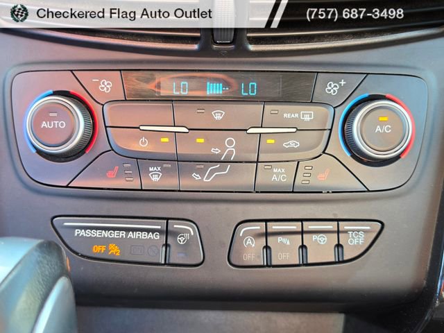 Used 2019 Ford Escape Titanium image 31