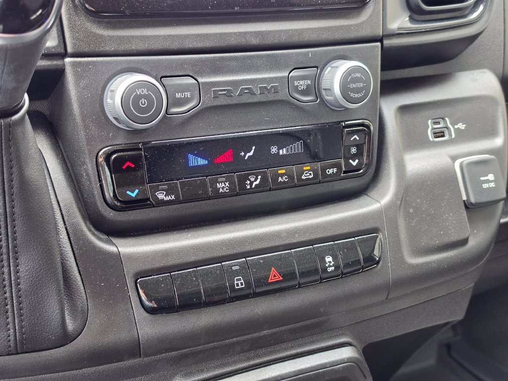 Used 2025 RAM ProMaster 1500 FWD image 25