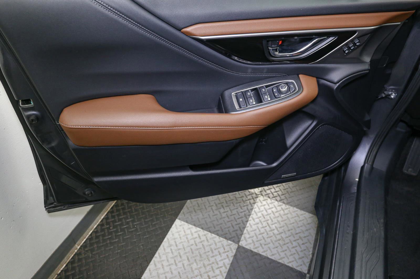 Used 2021 Subaru Outback Touring image 39