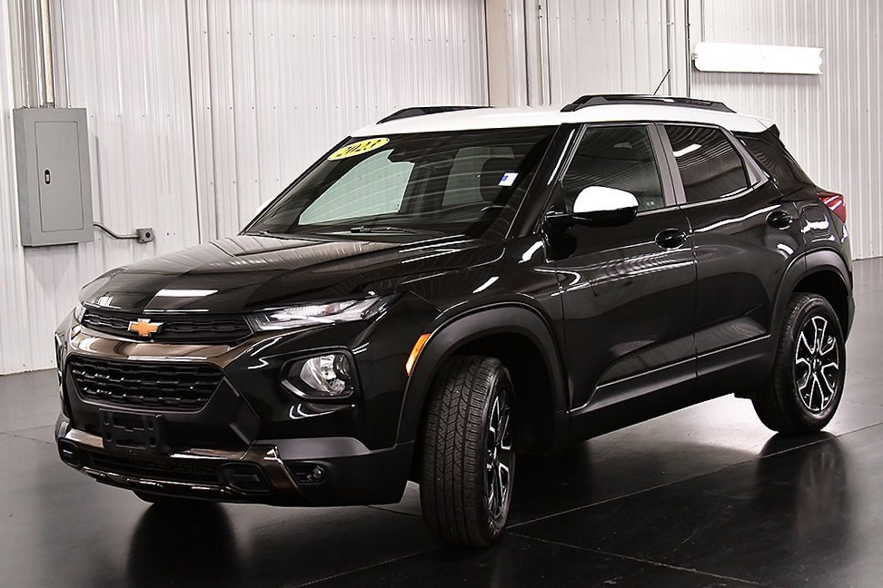 Used 2023 Chevrolet TrailBlazer ACTIV image 3