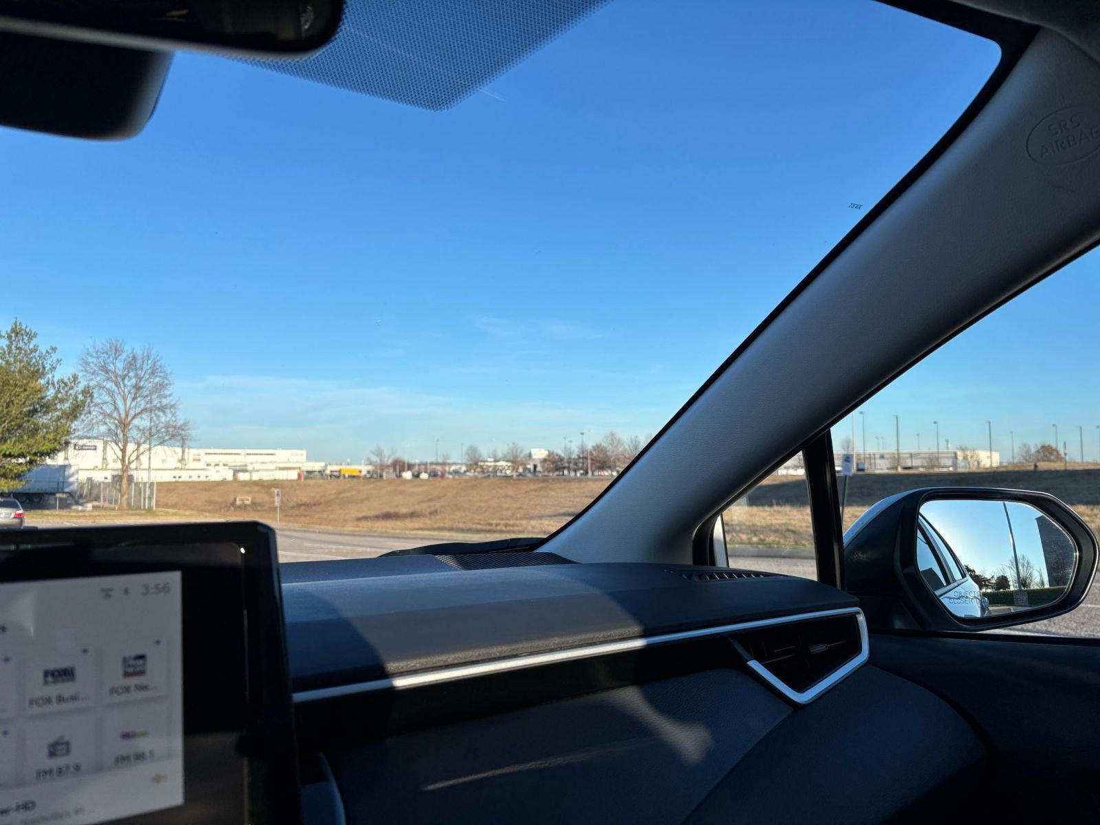 Used 2025 Toyota Corolla LE image 34