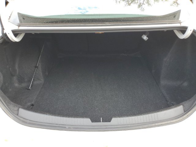Used 2025 Chevrolet Malibu LT FWD image 31