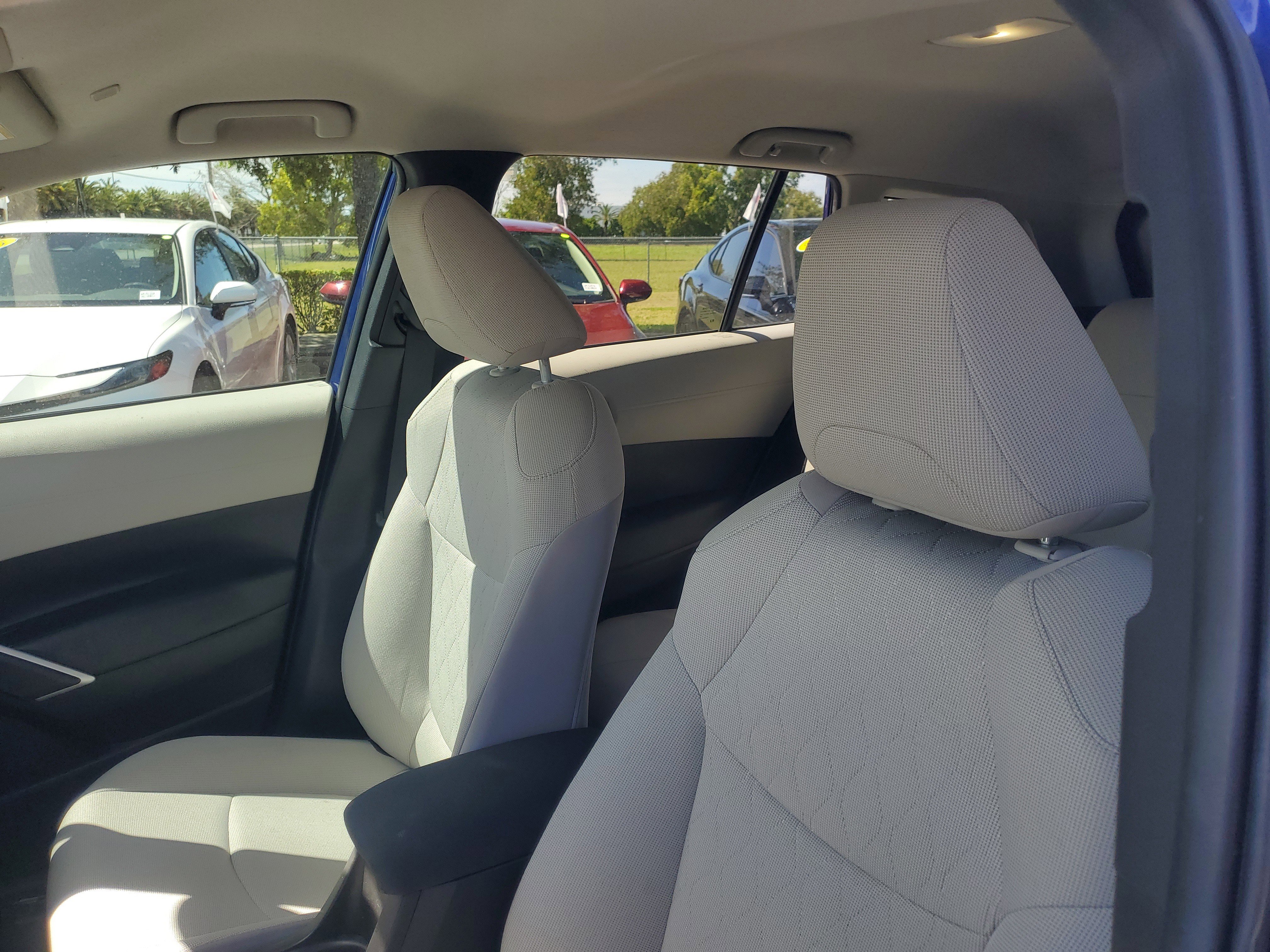 Certified 2025 Toyota Corolla Cross LE FWD image 17