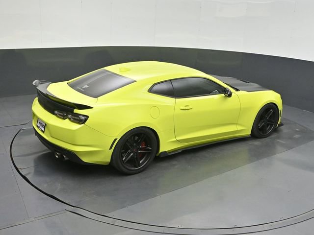 Used 2019 Chevrolet Camaro SS image 30