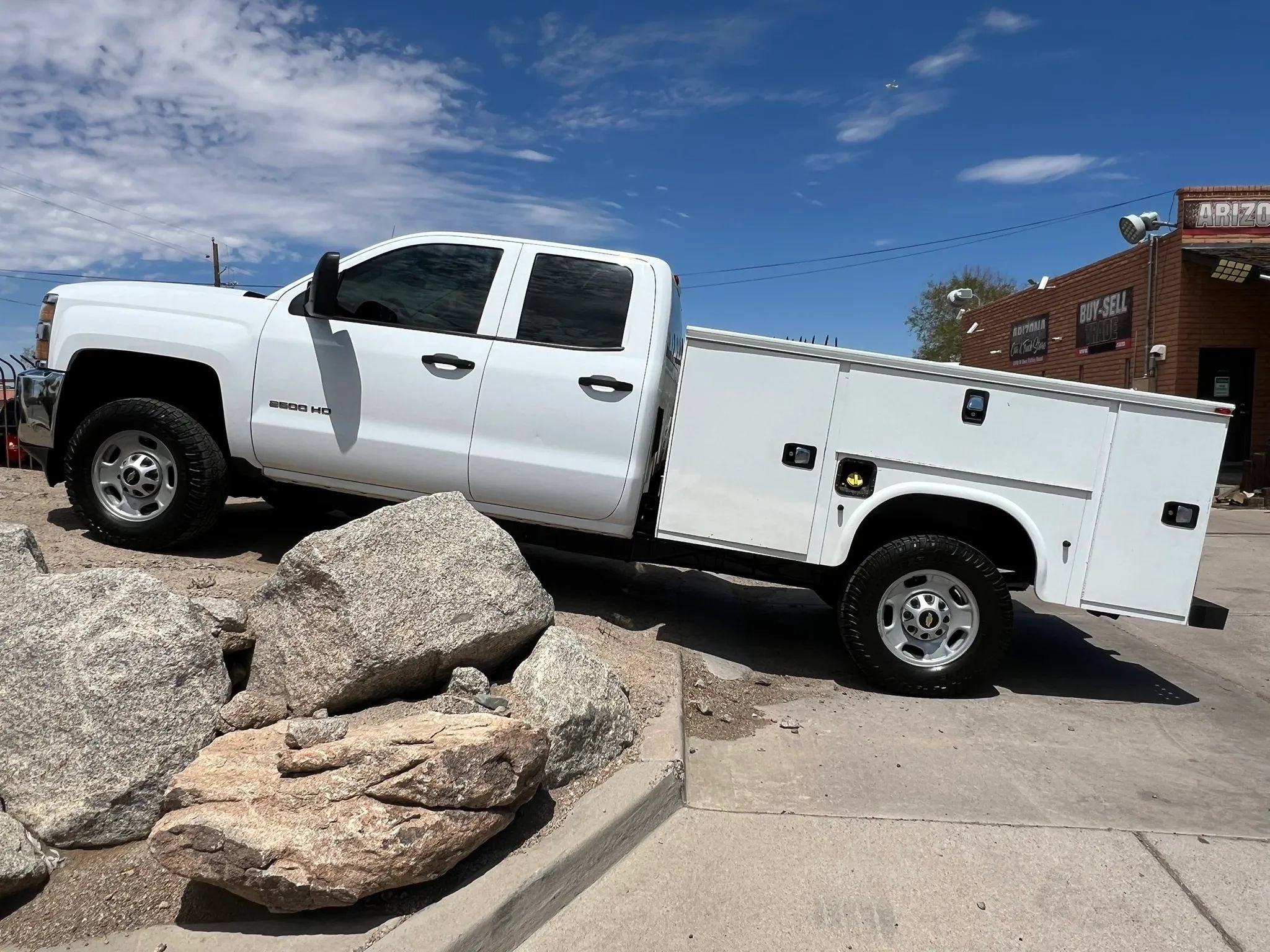 Used 2015 Chevrolet Silverado 2500 W/T AWD/4WD image 1