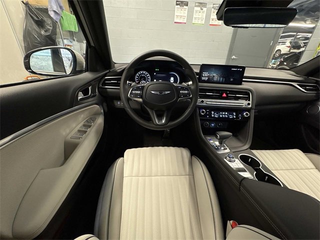 Used 2025 Genesis G70 3.3T Advanced image 6