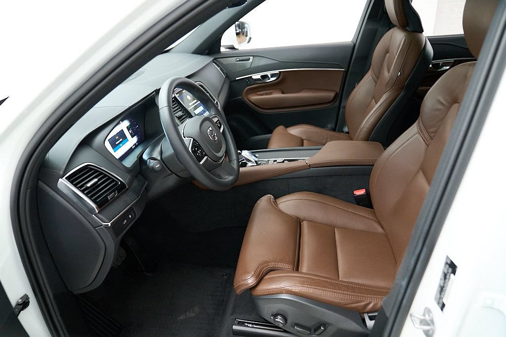 Certified 2024 Volvo XC90 T8 Ultimate AWD/4WD image 25