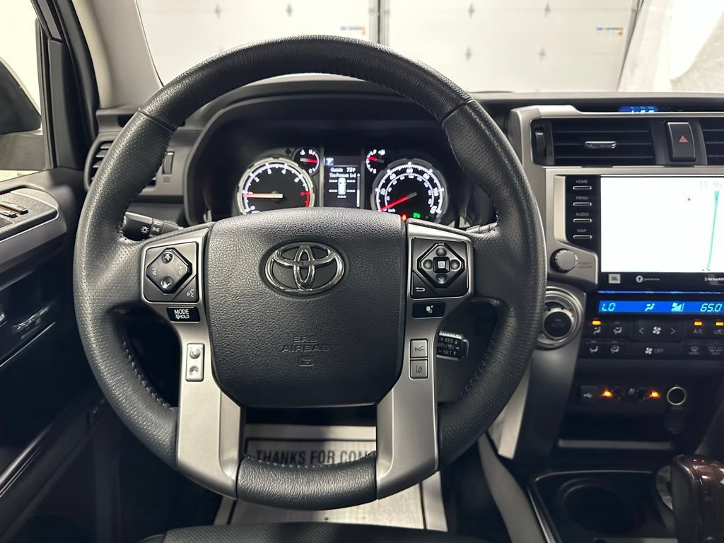 Used 2022 Toyota 4Runner Limited AWD/4WD image 18