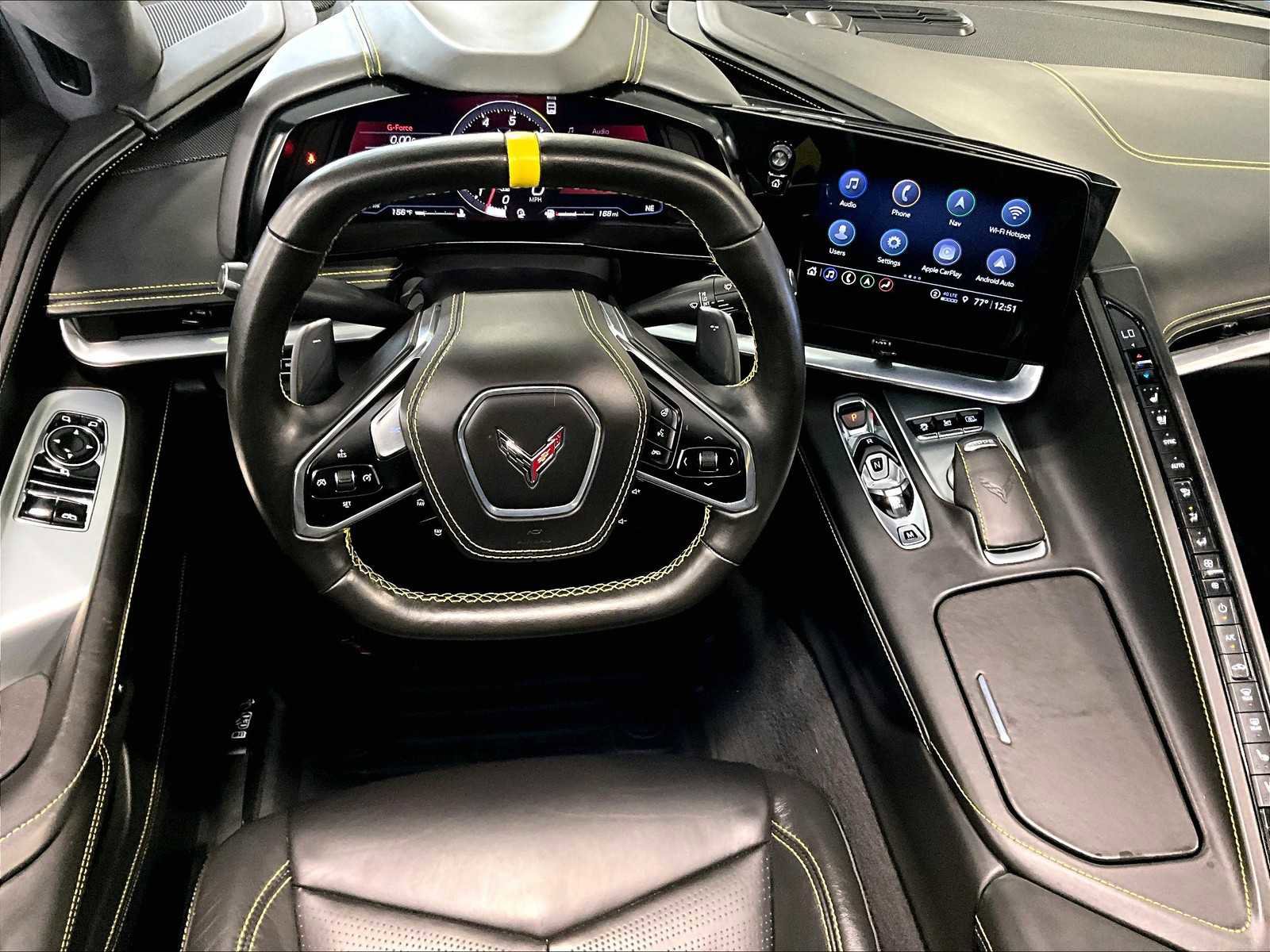 Used 2022 Chevrolet Corvette Stingray Premium Cpe w/ Z51 Performance Package image 17