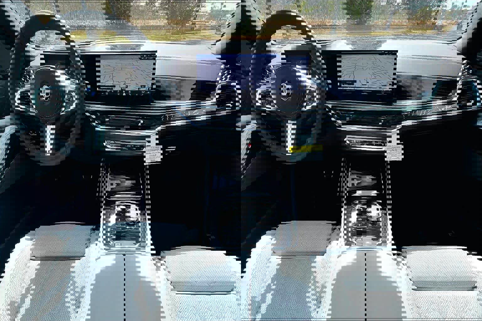 New 2026 BMW X5 xDrive40i AWD/4WD image 5