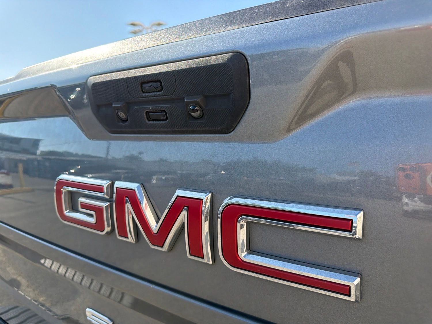 Used 2022 GMC Sierra 1500 Elevation RWD image 16