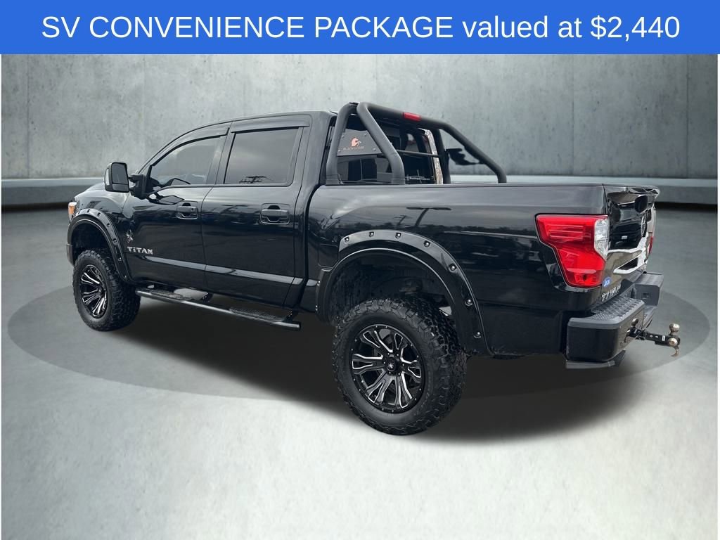 Used 2022 Nissan Titan SV w/ SV Convenience Package image 3