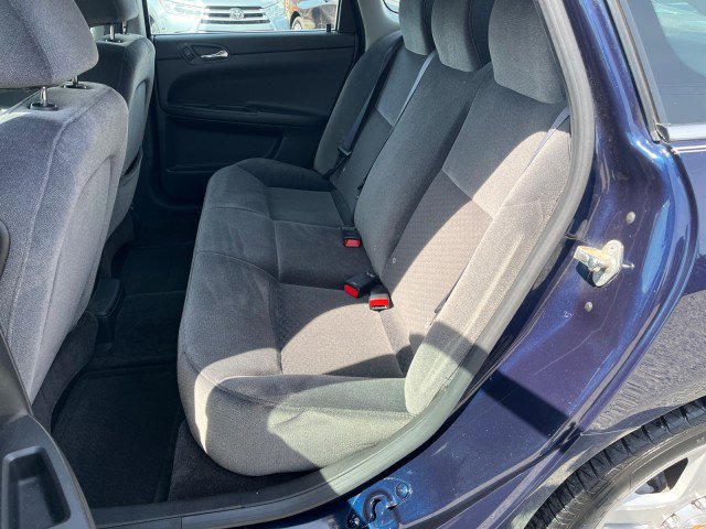 Used 2011 Chevrolet Impala LT image 14
