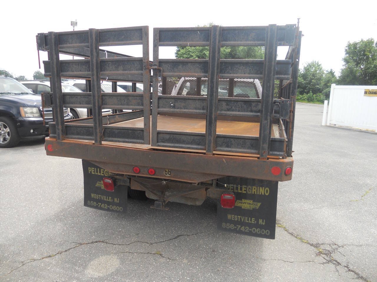 Used 2002 Chevrolet Silverado 3500 2WD Regular Cab image 14
