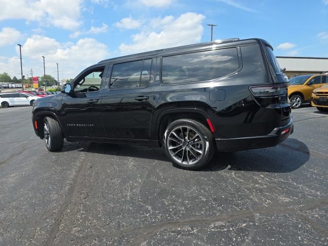 Used 2024 Jeep Grand Wagoneer L Series III w/ Rear Seat Video Group 1 AWD/4WD image 5