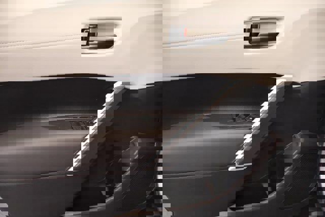 New 2026 Toyota Corolla Cross L image 9