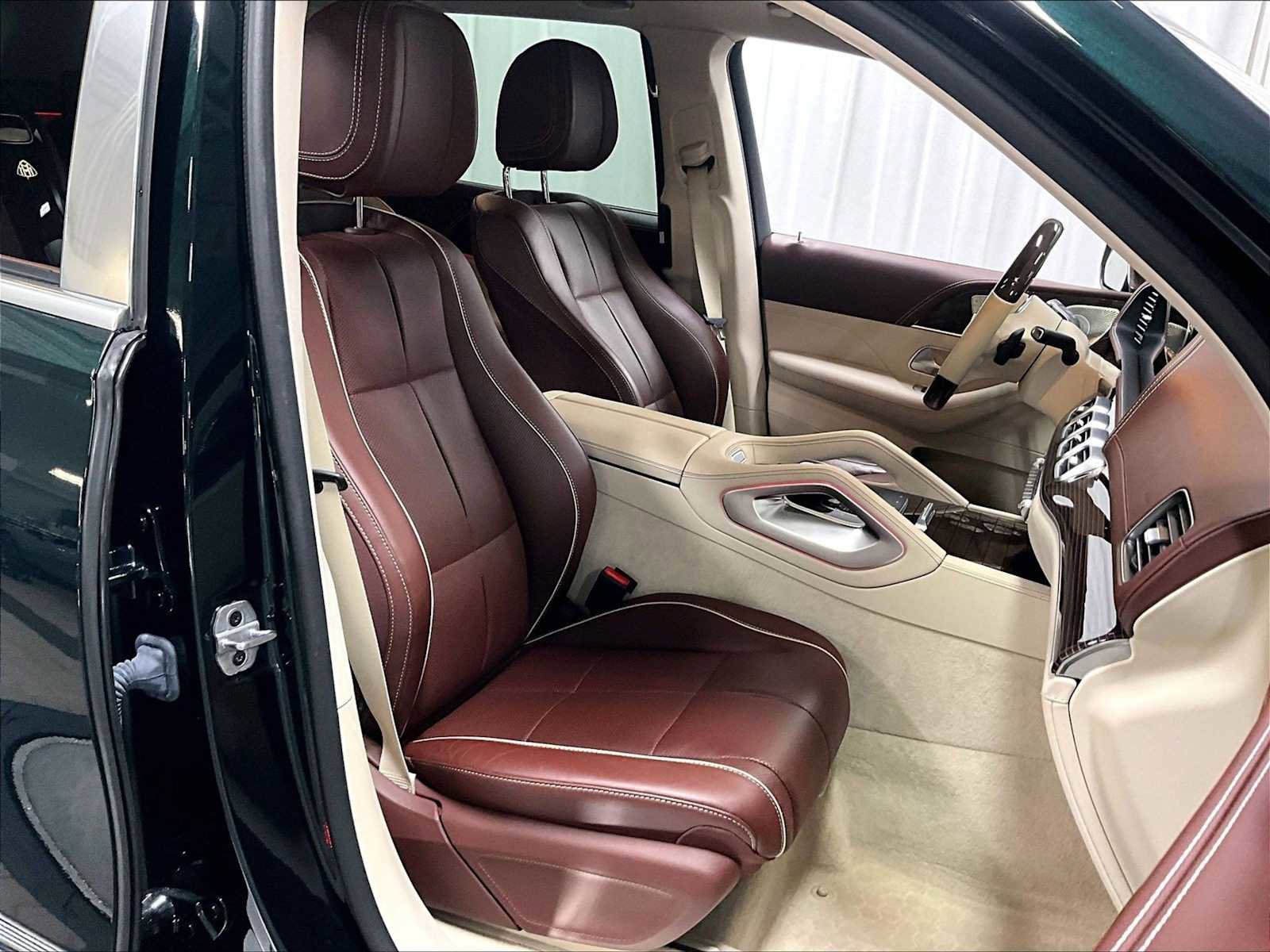 Used 2021 Mercedes-Benz Maybach GLS 600 4MATIC image 30