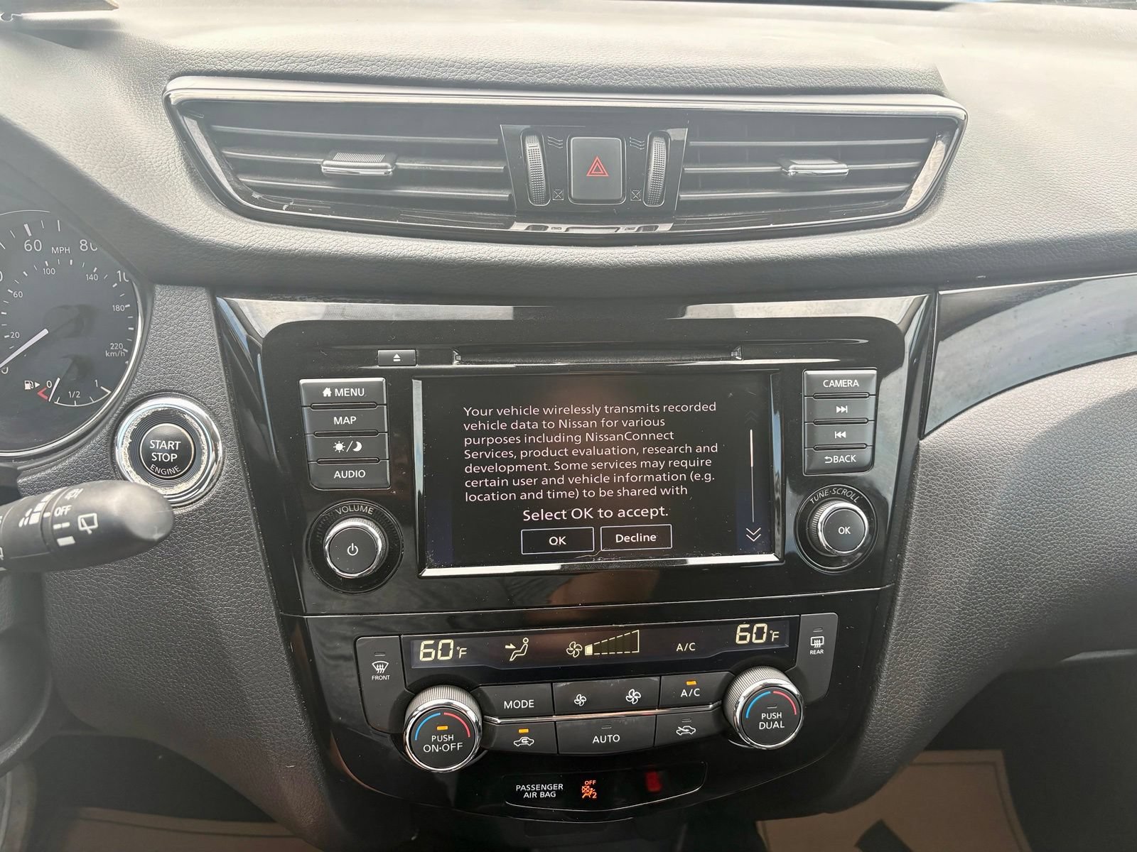 Used 2022 Nissan Rogue Sport SL AWD/4WD image 13