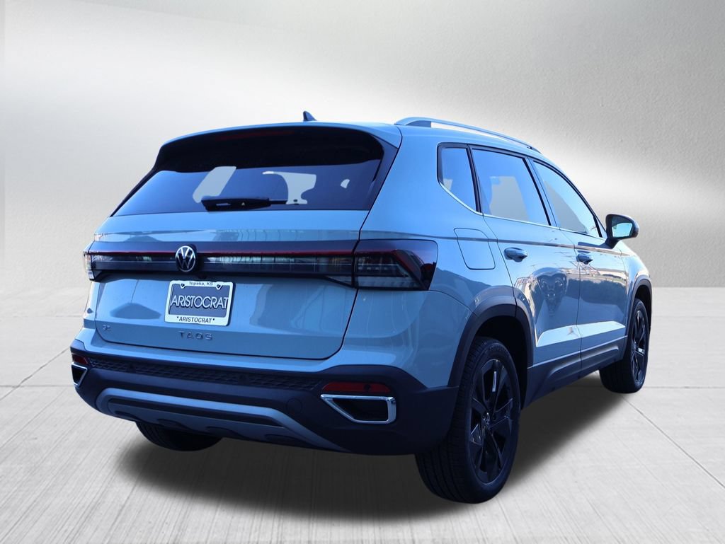 New 2026 Volkswagen Taos SE FWD image 22