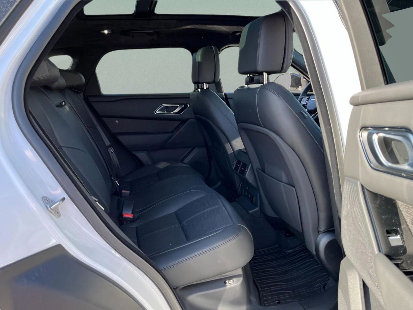 New 2026 Land Rover Range Rover Velar Autobiography image 13