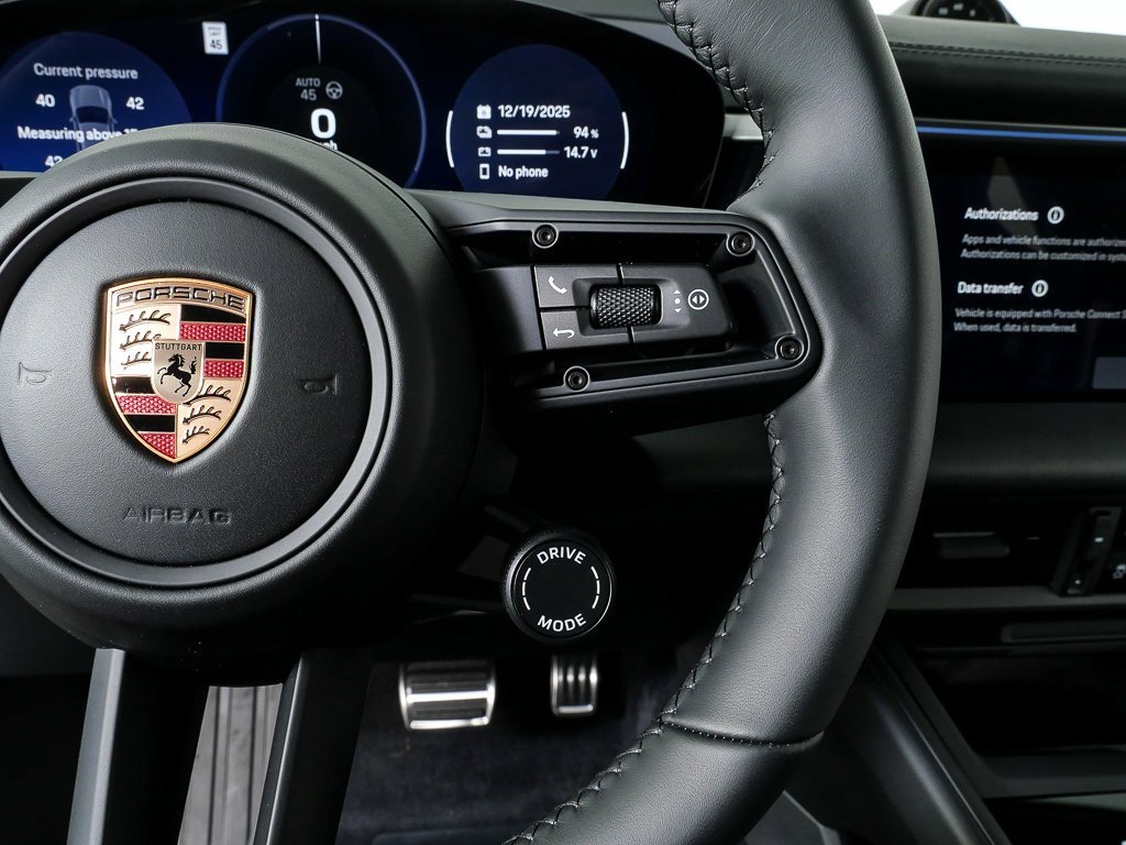 New 2025 Porsche Macan 4S Electric image 11