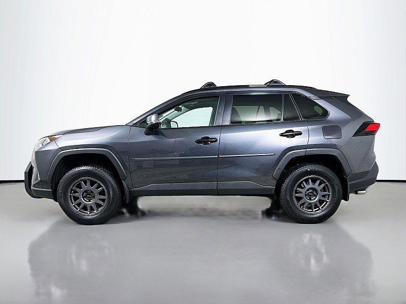 Used 2020 Toyota RAV4 XLE w/ Convenience Package image 4