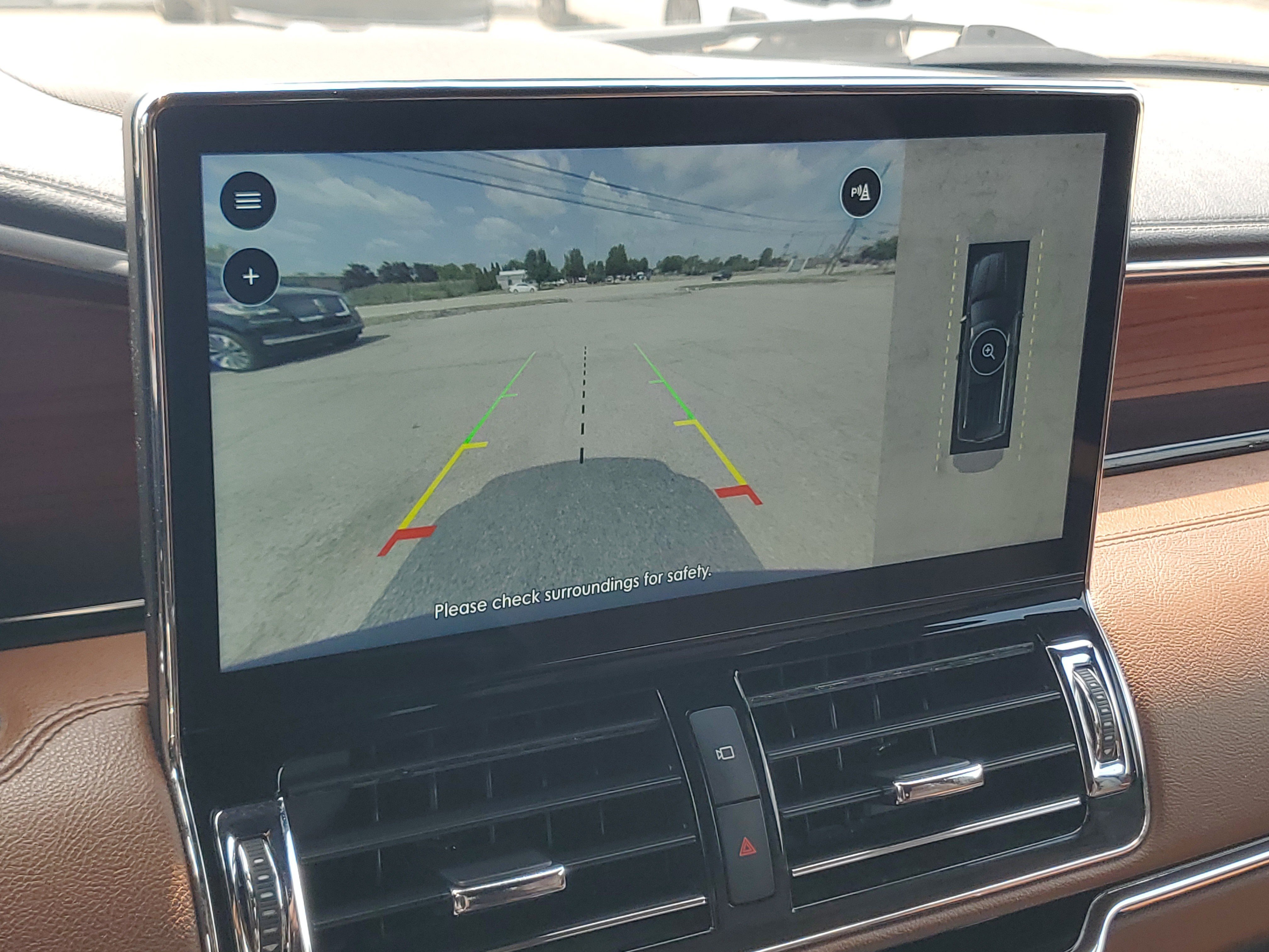 Used 2024 Lincoln Navigator Reserve AWD/4WD image 17