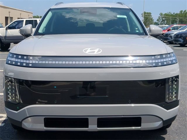New 2026 Hyundai Ioniq 9 SE image 8