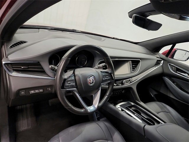 Used 2024 Buick Enclave Premium image 18