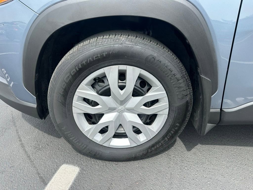 Used 2024 Toyota Corolla Cross L image 7