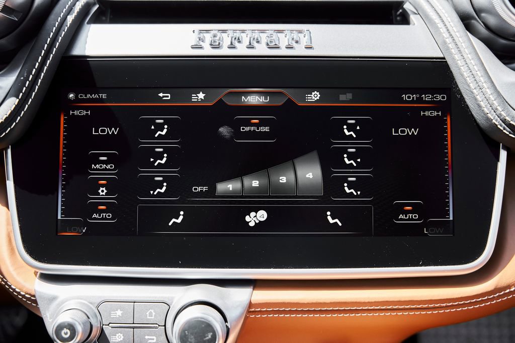 Used 2018 Ferrari GTC4Lusso image 75