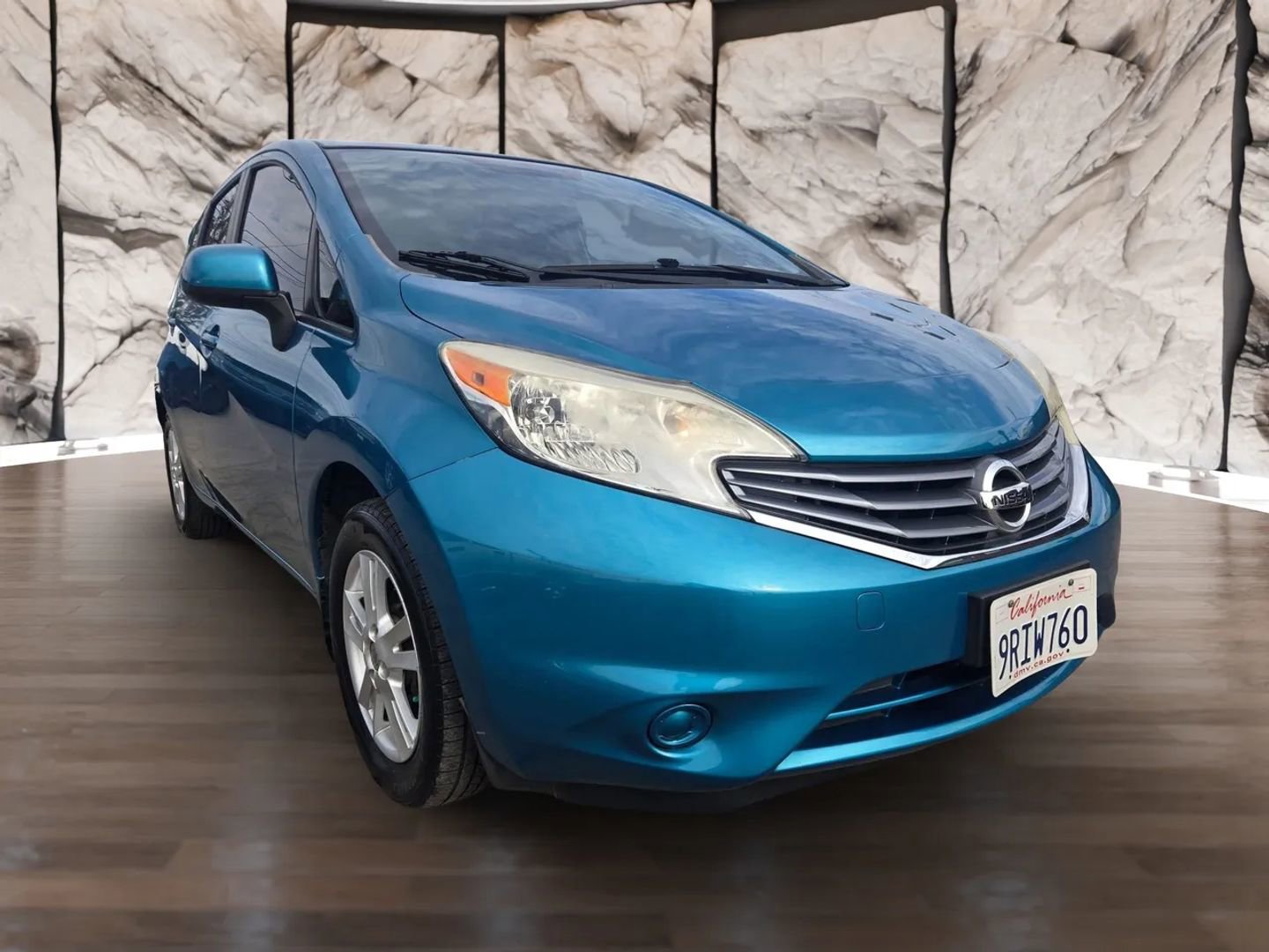 Used 2014 Nissan Versa Note SV w/ Sport Value Package image 3