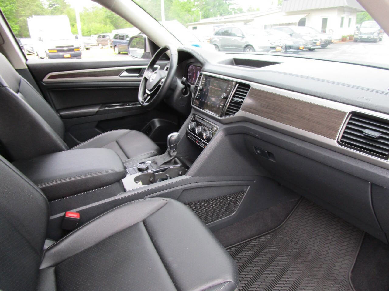 Used 2019 Volkswagen Atlas SEL image 15