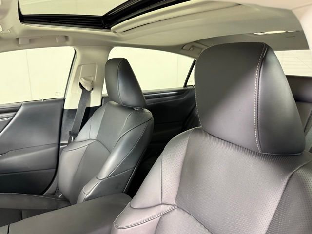 Certified 2023 Lexus ES 350 w/ Premium Package image 16