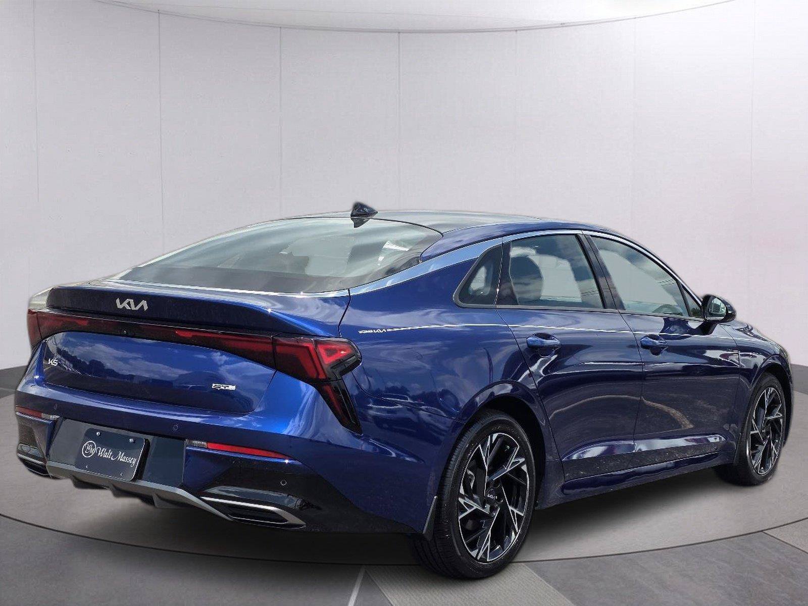 Used 2025 Kia K5 GT-Line w/ GT-Line Premium Package FWD image 5