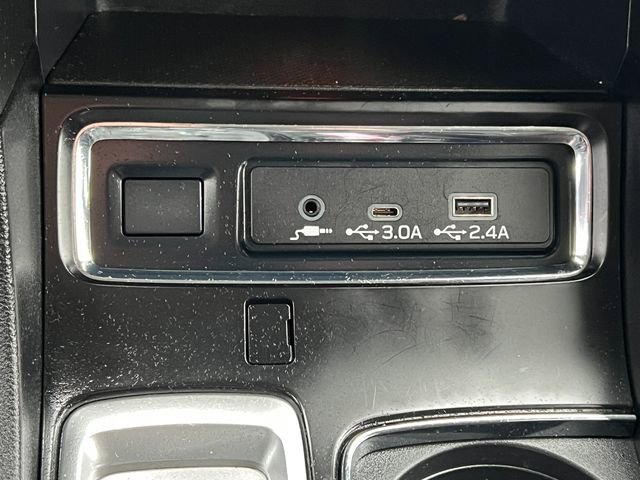 Used 2024 Subaru Ascent Premium w/ Convenience Package image 28
